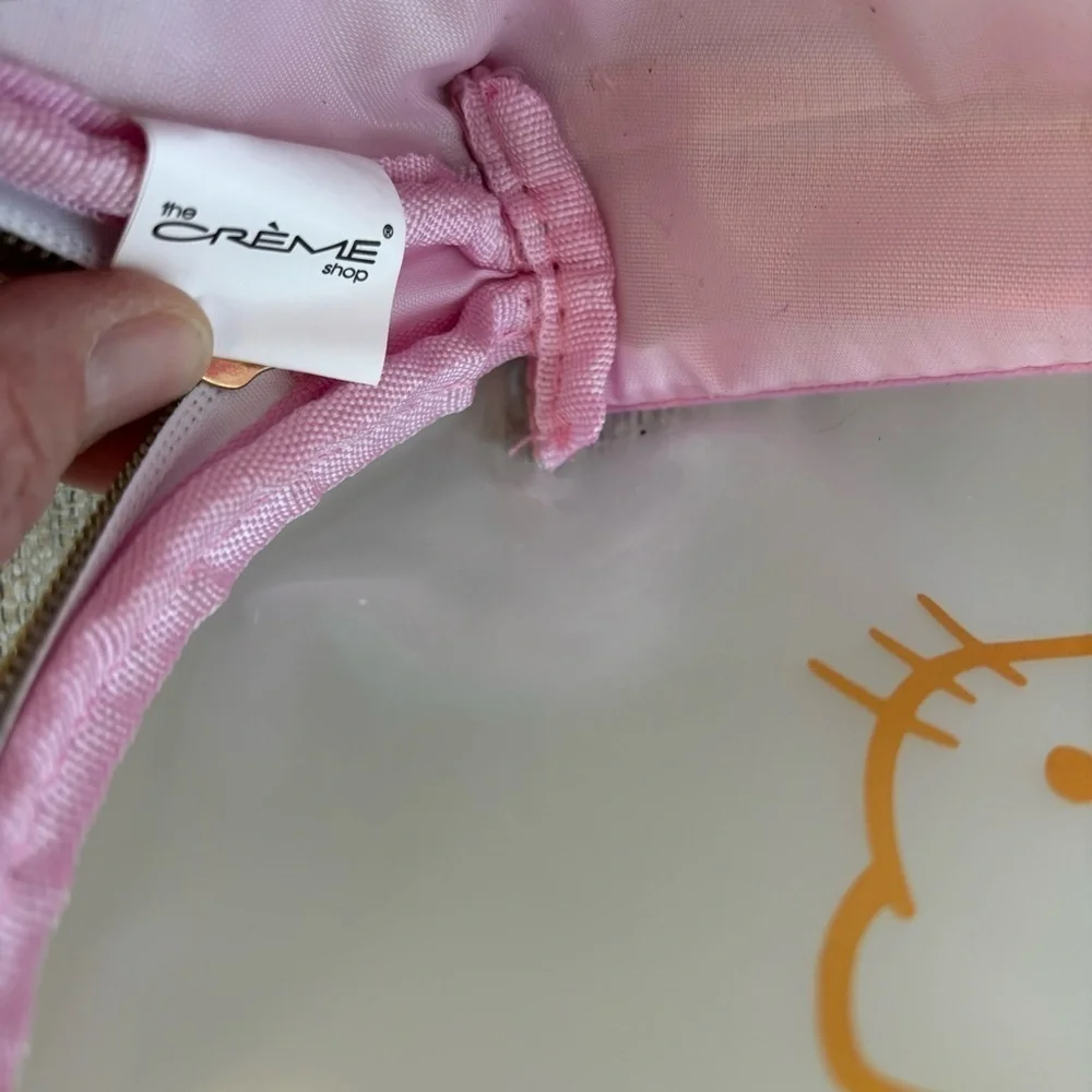 Hello Kitty Cremé Makeup‎ Bag